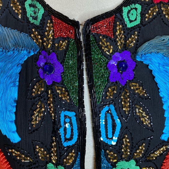 Multicolor ribbon handmade design and sequins si beautifully made - Picture 8 of 9